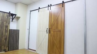 مجموعه لوازم جانبی ریلی تعلیق درب انبار J شکل، درب کشویی کشویی، راهنمای بی صدا
